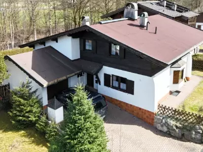 Neuer Preis: Einfamilienhaus mit schönem Garten in Kitzbühel zu verkaufen